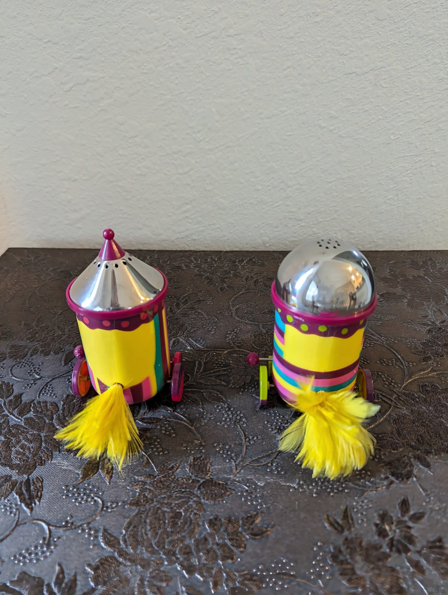 Rolling Birds Salt and Pepper Shakers